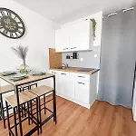 Appartement Lumineux Au Coeur Du Cap D *